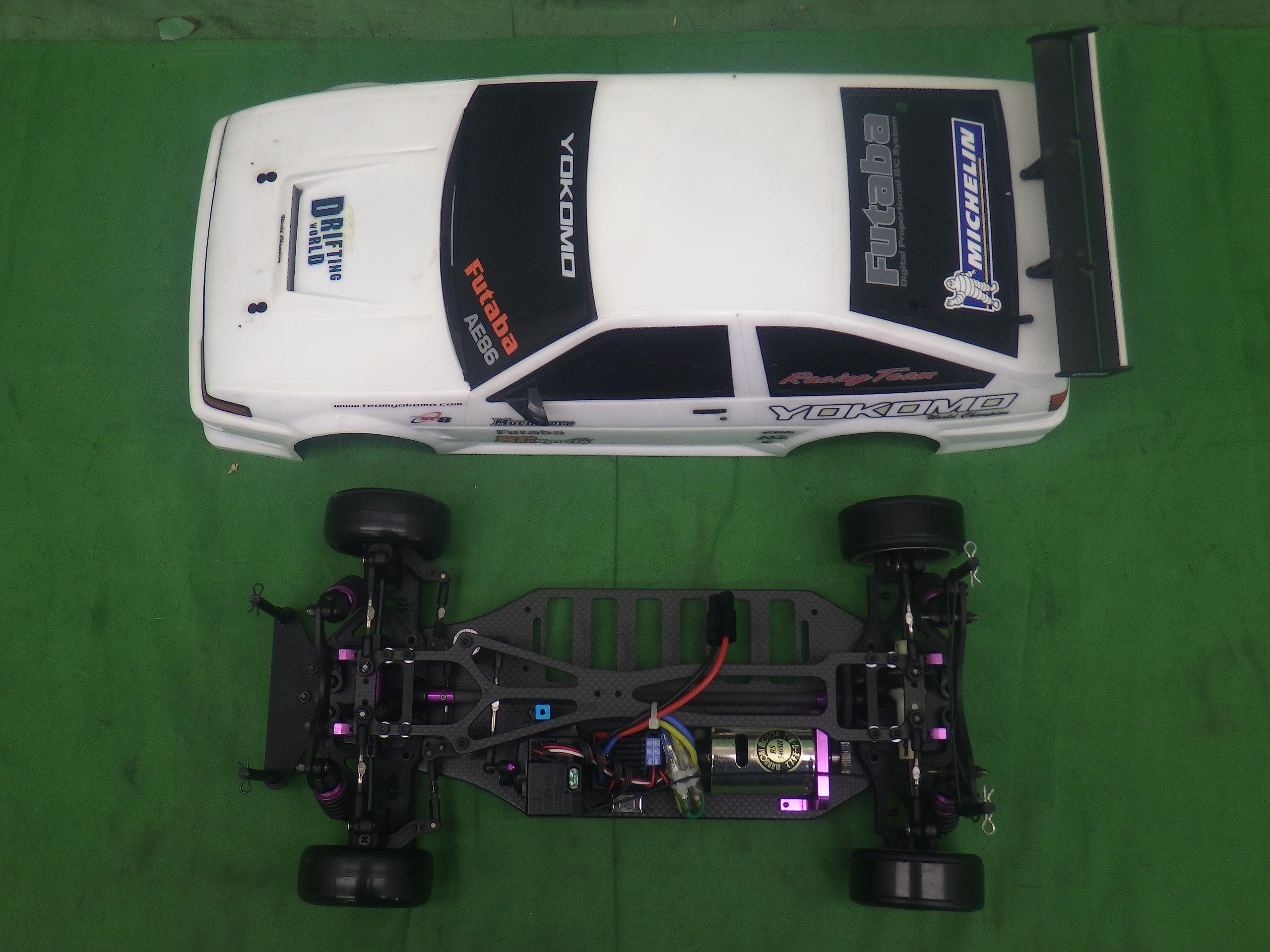 アレックス 1/10 電動RC バラクーダ ボディ付き メカ搭載 + フタバ 4PV